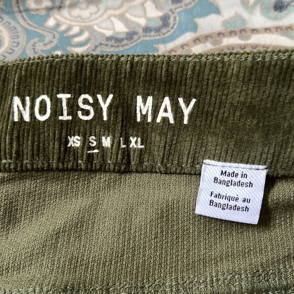 Noisy May olive green corduroy skirt - Picture 3 of 4